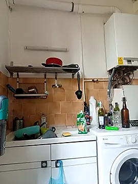 callmelouve online show from October 12, 2025, 10:14 am