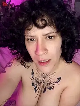 callmelouve online show from March 17, 2026, 12:26 am