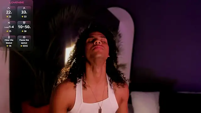 Snapshot of Lucas_eevans chatting on December 17, 2025, 2:56 pm Lucas eevans online show from December 17, 2025, 2:56 pm