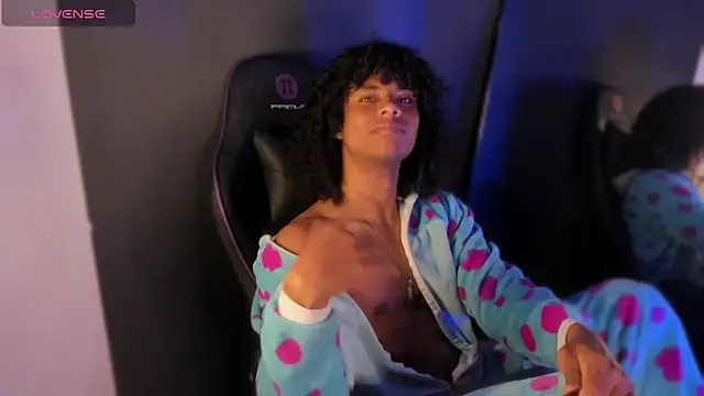 Snapshot of Lucas_eevans chatting on February 2, 2026, 10:58 am Lucas eevans online show from February 2, 2026, 10:58 am