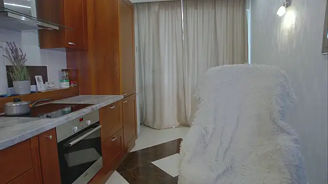 -Solar-Jane- online show from February 19, 2025, 8:33 am