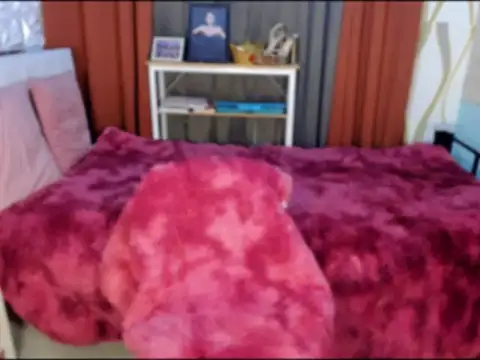 Laura yourhottestbabe123 online show from January 23, 2025, 2:28 pm