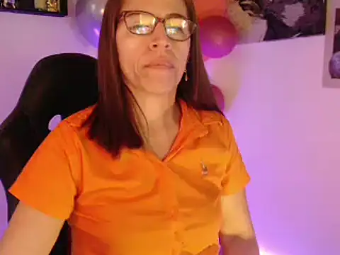 Chayla Ruiz online show from March 8, 2025, 4:50 pm