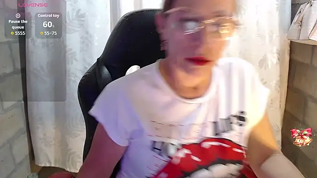 Chayla Ruiz online show from March 1, 2026, 9:28 pm