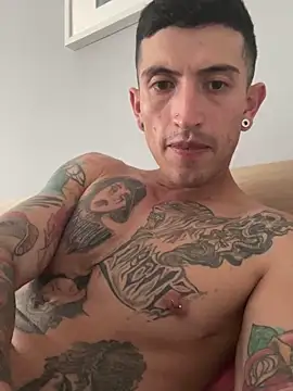 Snapshot of wethkisses chatting on October 4, 2025, 4:38 pm wethkisses online show from October 4, 2025, 4:38 pm