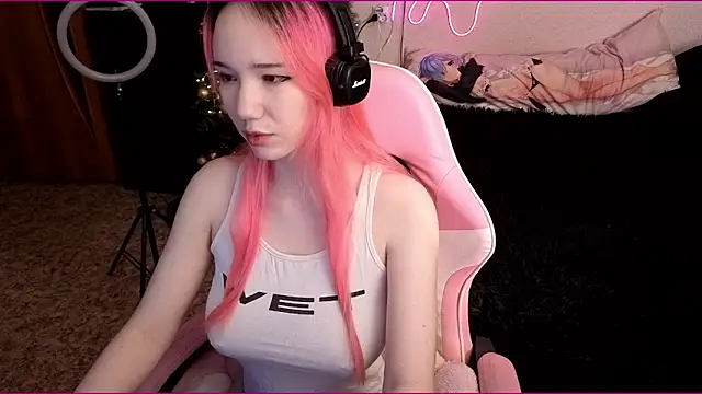 Maya Viola online show from January 11, 2026, 6:29 am