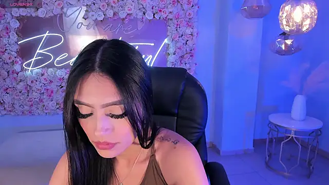 JadeEvansX online show from December 24, 2024, 4:51 pm