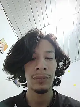 swagbabysk8 online show from March 21, 2026, 2:42 pm