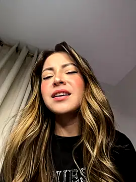 abby1nicolette online show from November 15, 2025, 4:54 am