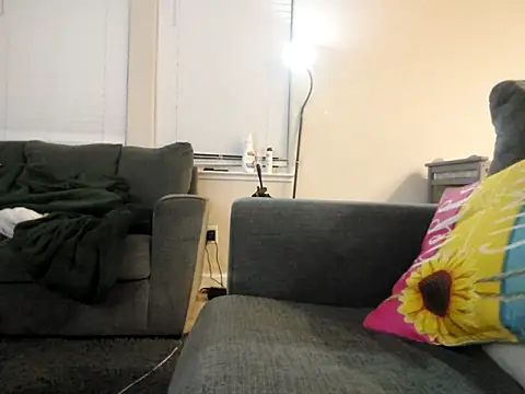 theone11169 online show from September 30, 2025, 3:44 am