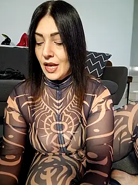 Snapshot of AryaSummersReal chatting on April 12, 2026, 8:08 am AryaSummersReal online show from April 12, 2026, 8:08 am