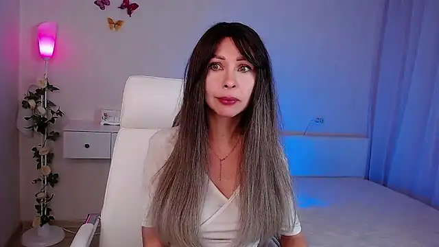 wendifoste online show from December 17, 2025, 6:47 pm