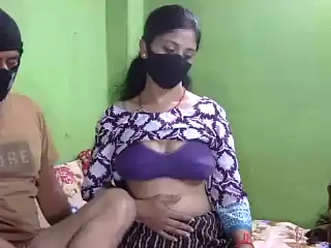 Indian Horny Wife online show from February 6, 2026, 7:17 pm