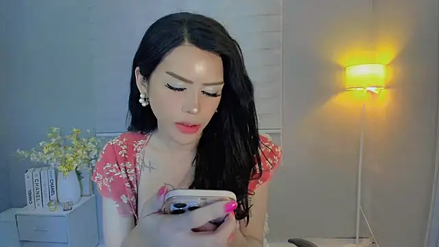 Patricia fox online show from October 19, 2025, 8:53 pm