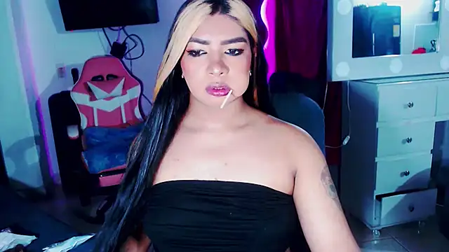 violet bigcock774 online show from November 13, 2025, 6:45 am