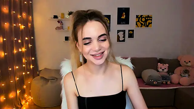 Snapshot of aPieceOfJoy chatting on December 17, 2024, 11:49 pm aPieceOfJoy online show from December 17, 2024, 11:49 pm