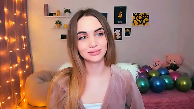 Snapshot of aPieceOfJoy chatting on February 10, 2025, 8:53 pm aPieceOfJoy online show from February 10, 2025, 8:53 pm