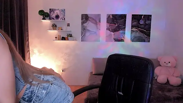 Snapshot of aPieceOfJoy chatting on September 21, 2025, 11:39 pm aPieceOfJoy online show from September 21, 2025, 11:39 pm