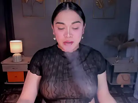 MaxeneCullens online show from November 7, 2025, 3:28 am