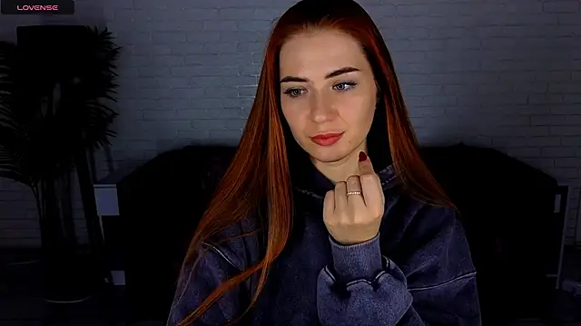 Snapshot of Adelyna_Bird chatting on February 3, 2025, 10:58 am Adelyna Bird online show from February 3, 2025, 10:58 am