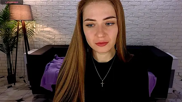 Snapshot of Adelyna_Bird chatting on February 27, 2025, 7:44 am Adelyna Bird online show from February 27, 2025, 7:44 am