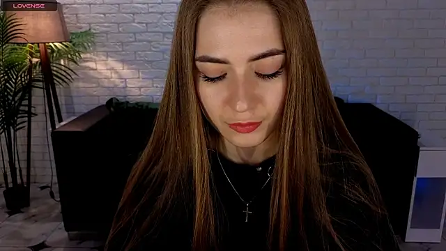 Snapshot of Adelyna_Bird chatting on March 21, 2025, 10:28 am Adelyna Bird online show from March 21, 2025, 10:28 am