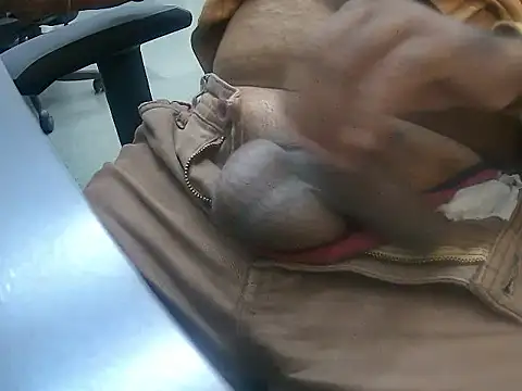 hotdikforu online show from April 11, 2026, 9:02 am