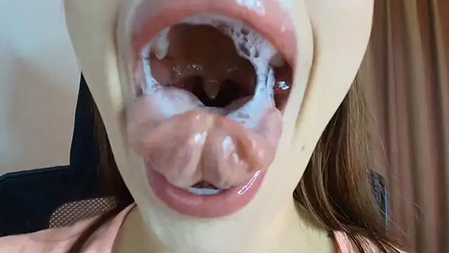 lisbet21x online show from March 9, 2026, 10:14 pm