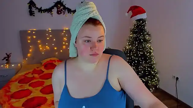 PolinaSalvatore online show from December 25, 2024, 9:11 pm