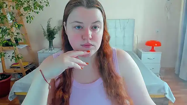 PolinaSalvatore online show from November 25, 2025, 10:15 am