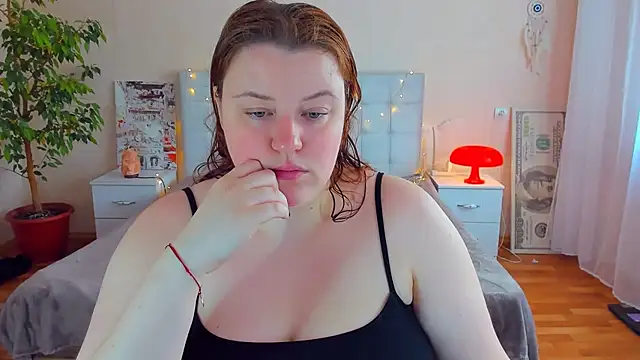 PolinaSalvatore online show from March 27, 2026, 12:05 pm