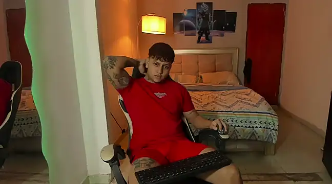 Snapshot of Jake_simons chatting on January 26, 2025, 1:25 pm Jake simons online show from January 26, 2025, 1:25 pm