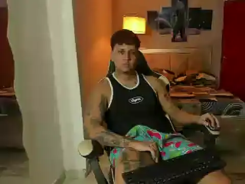 Snapshot of Jake_simons chatting on February 20, 2025, 2:29 am Jake simons online show from February 20, 2025, 2:29 am