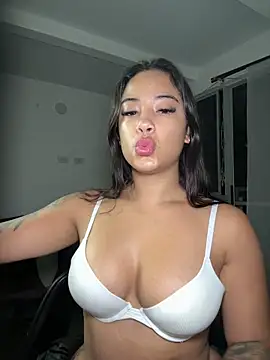 Nattasha Brown online show from November 16, 2025, 9:59 am