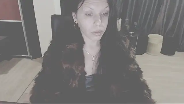 GoldenSasha online show from December 17, 2025, 1:22 am