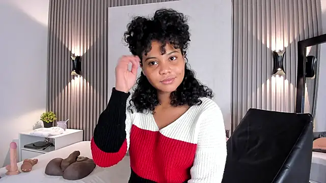 Zafiiraa online show from January 12, 2026, 12:32 pm