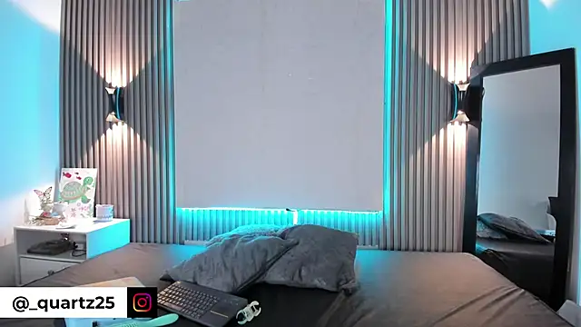 Zafiiraa online show from March 27, 2026, 1:44 pm