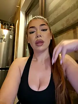 Snapshot of Ella_sweety chatting on January 31, 2025, 10:31 pm Ella sweety online show from January 31, 2025, 10:31 pm