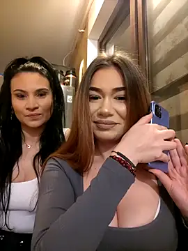 Snapshot of Ella_sweety chatting on February 16, 2025, 7:49 pm Ella sweety online show from February 16, 2025, 7:49 pm