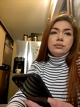 Snapshot of Ella_sweety chatting on March 22, 2025, 10:15 pm Ella sweety online show from March 22, 2025, 10:15 pm