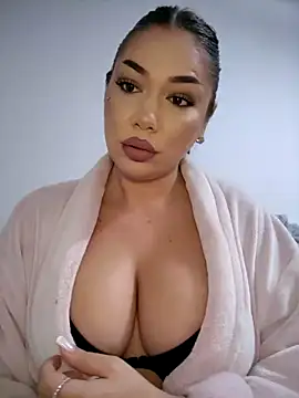 Snapshot of Ella_sweety chatting on October 10, 2025, 7:57 pm Ella sweety online show from October 10, 2025, 7:57 pm