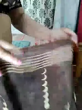 Snapshot of Indian_desi_wife chatting on January 3, 2025, 5:31 pm Indian desi wife online show from January 3, 2025, 5:31 pm