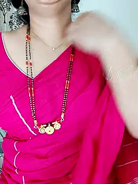 Snapshot of Indian_desi_wife chatting on March 26, 2026, 1:44 am Indian desi wife online show from March 26, 2026, 1:44 am