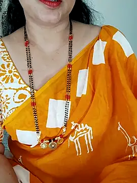 Snapshot of Indian_desi_wife chatting on April 18, 2026, 2:04 am Indian desi wife online show from April 18, 2026, 2:04 am
