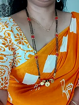 Snapshot of Indian_desi_wife chatting on May 18, 2026, 1:45 am Indian desi wife online show from May 18, 2026, 1:45 am
