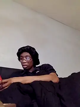 sweetsexiecool7 online show from April 25, 2026, 2:25 am