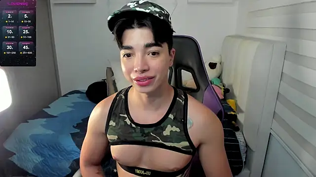 santy7v7 online show from October 30, 2025, 1:23 pm