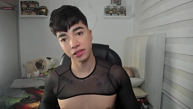 santy7v7 online show from March 22, 2026, 1:25 pm