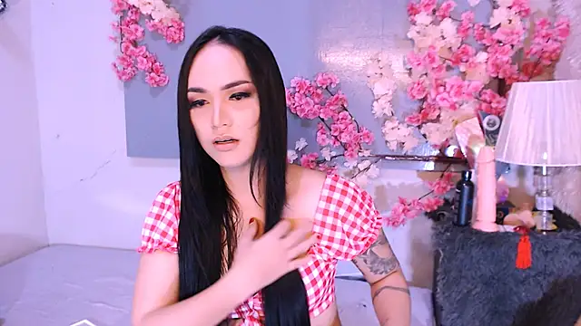 Oriental Tiara online show from December 5, 2025, 4:36 pm