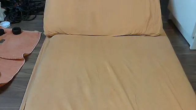 rockthebody online show from November 3, 2025, 1:29 am